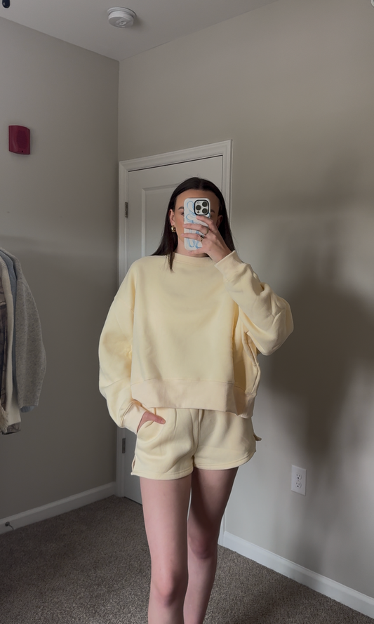 Eva Crewneck- Butter Yellow