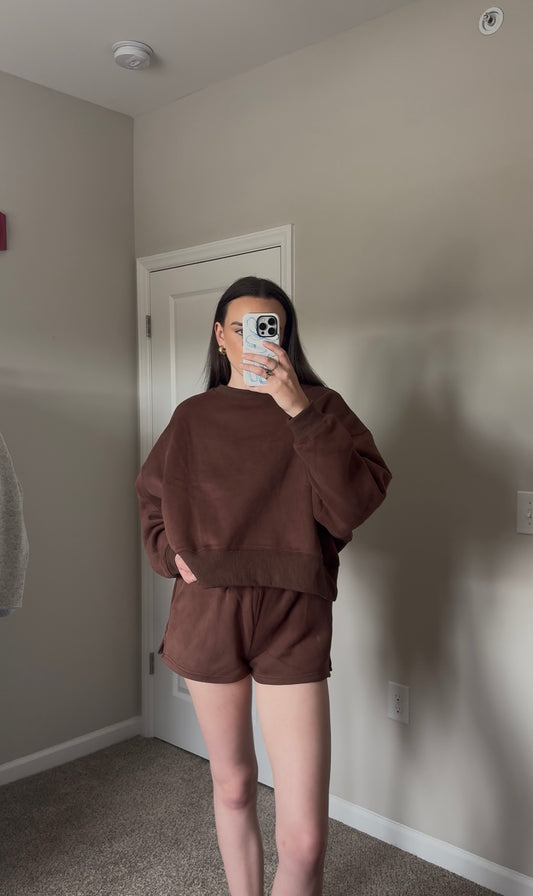Eva Crewneck- Mocha